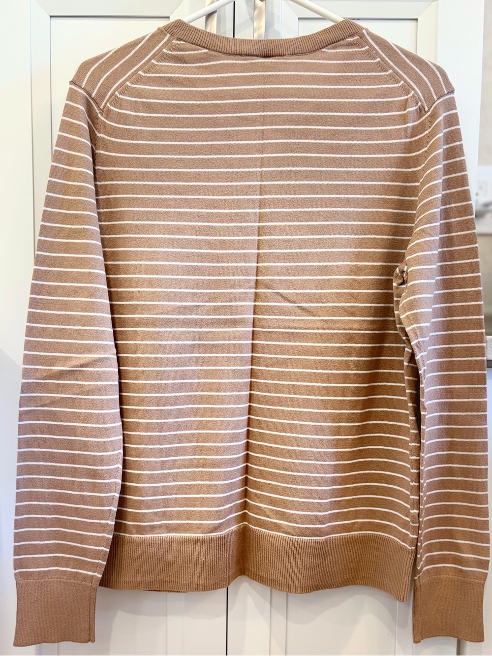 NWT! 100% Cotton GAP Sweater - Picture 3 of 6